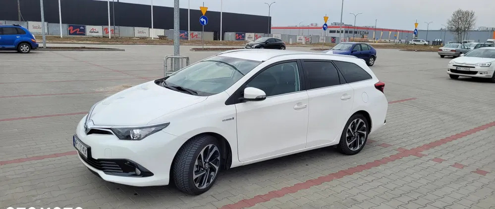 toyota auris Toyota Auris cena 76900 przebieg: 49700, rok produkcji 2019 z Przecław